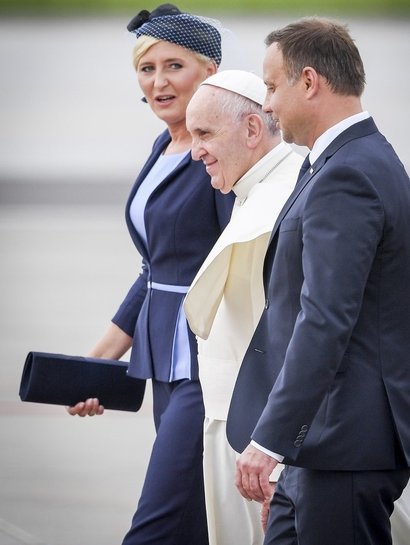 Papież Franciszek wylądował już w Polsce!