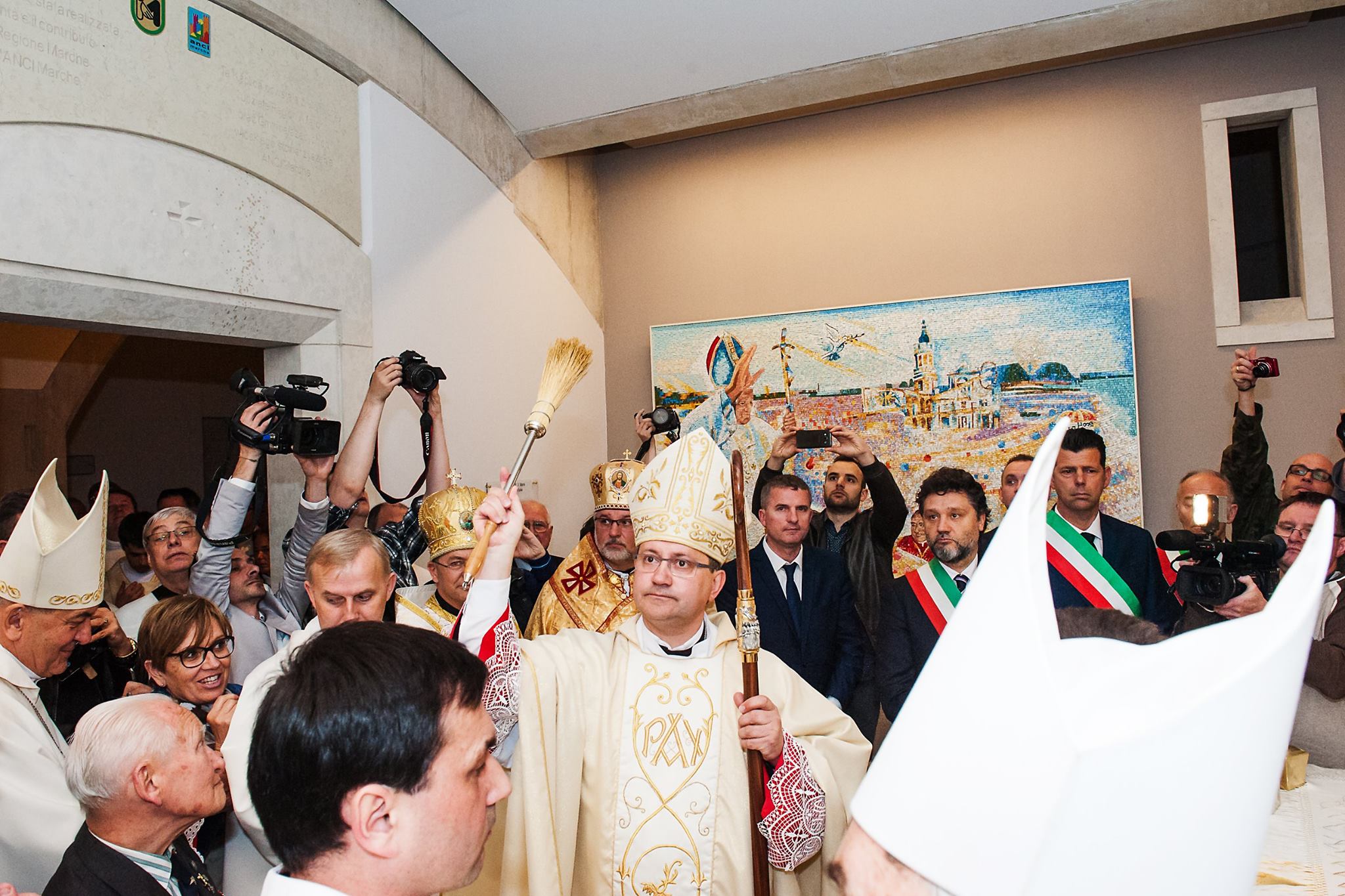 Poświęcenie Kaplicy włoskiej Matki Bożej z Loreto.