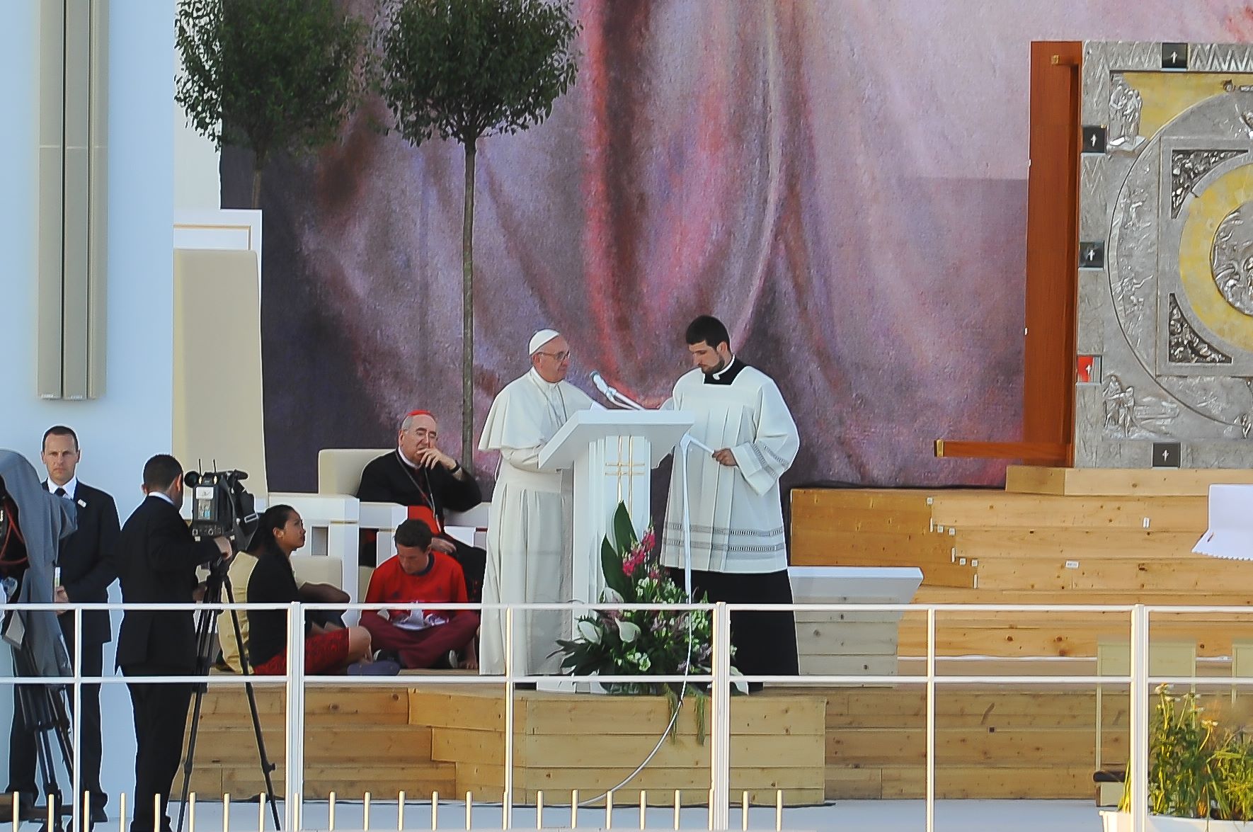 Czuwanie z Papieżem Franciszkiem na Campus Misericordiae