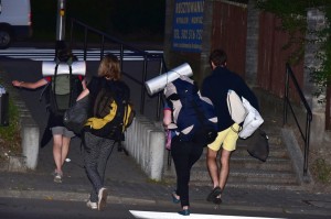 Pierwsi pielgrzymi w Klasztorze oo. Franciszkanów i LO (15)