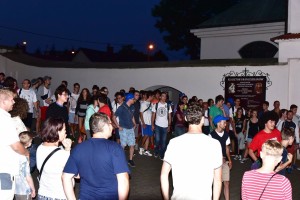 Pierwsi pielgrzymi w Klasztorze oo. Franciszkanów i LO (19)