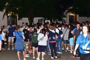 Pierwsi pielgrzymi w Klasztorze oo. Franciszkanów i LO (29)