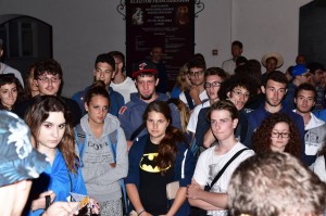 Pierwsi pielgrzymi w Klasztorze oo. Franciszkanów i LO (34)