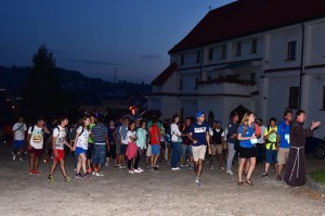 Pierwsi pielgrzymi w Klasztorze oo. Franciszkanów i LO (6)